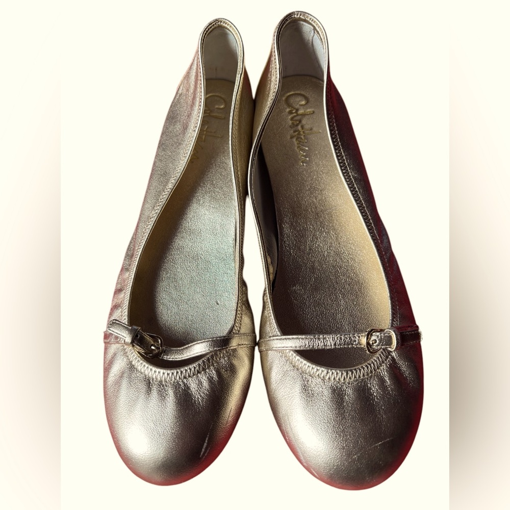 Cole Haan White Gold Leather Buckle Ballerinas Flats Nike Air Soles Size 7